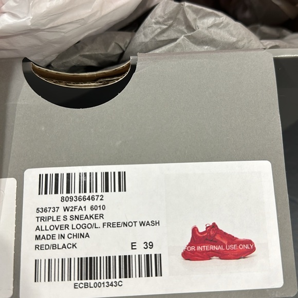 Balenciaga triple S - Picture 5 of 7